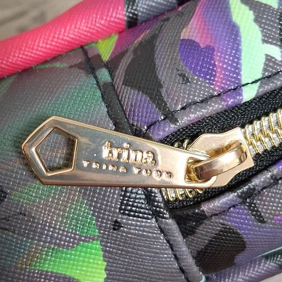 Trina Turk Cosmetic Bag - Picture 5 of 6